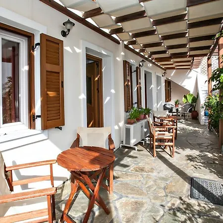 Arxontiko Tinos