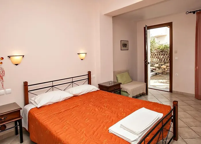 Pensionat Arxontiko Tínos